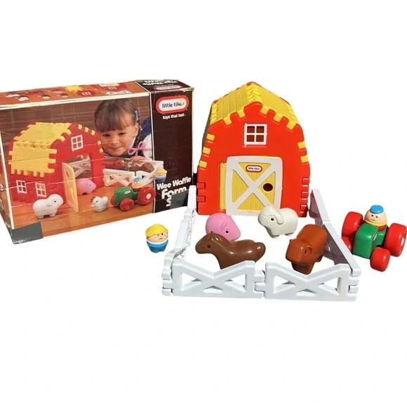 Vintage Little Tikes Wee Waffle Blocks Farm Set Barn Animals w Box No Chick