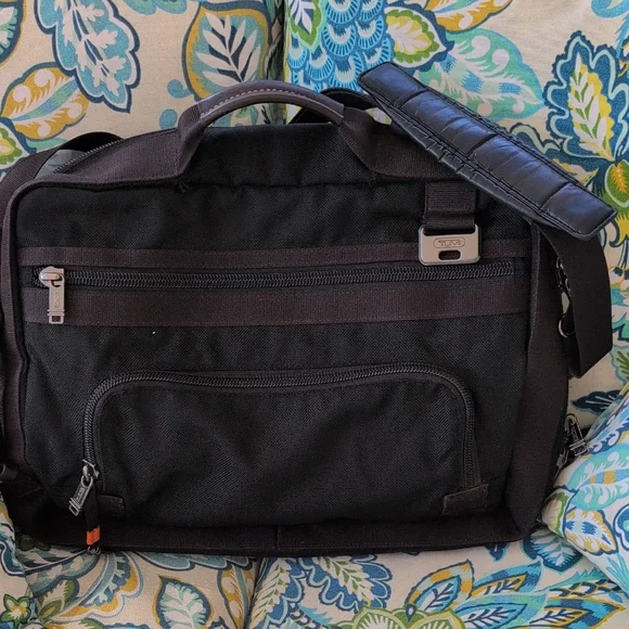 Tumi Black/ Brown Alpha Business Briefcase, Laptop Bag