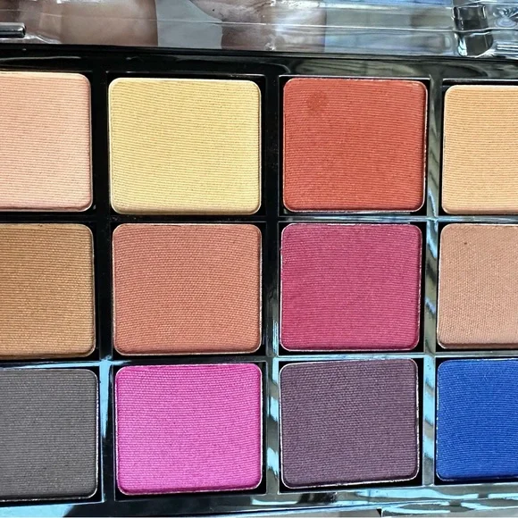 Viseart Professional Makeup Palette - Classic Black