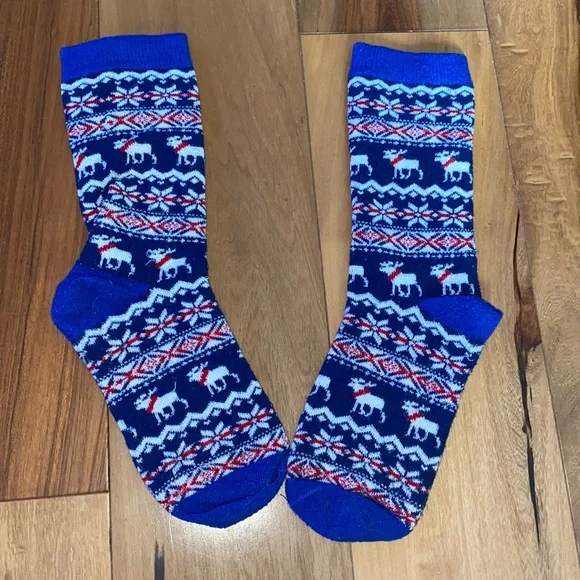 NWOT~ ABERCROMBIE KIDS VINTAGE WINTER CALF SOCKS