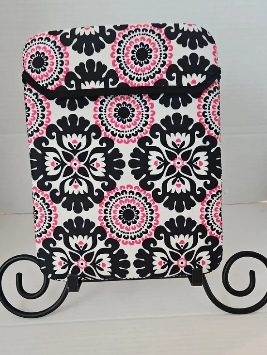 thirty-one Medallion Black, White & Pink Scuba Tote Tablet Ipad Sleeve