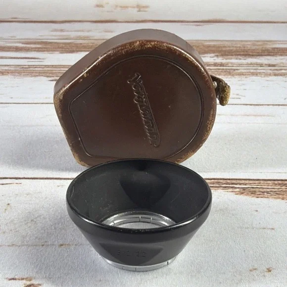 Voigtlander 310/32 Black Lens Hood Shade w/Case