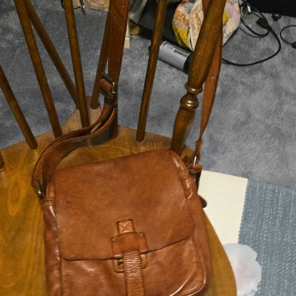 Leather Crossbody Messenger Bag - Brown