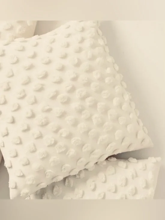 Set of 2/West Elm Candlewick 100% Cotton Pillow Covers size 20x20/