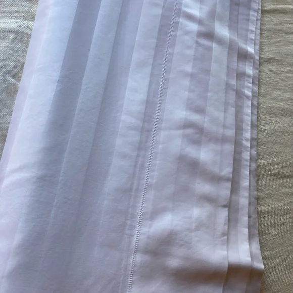 Italian Sferra Bros. White shadow stripe fine Italian cotton king duvet cover