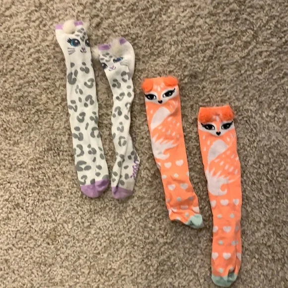 EUC Justice socks - 2 pairs