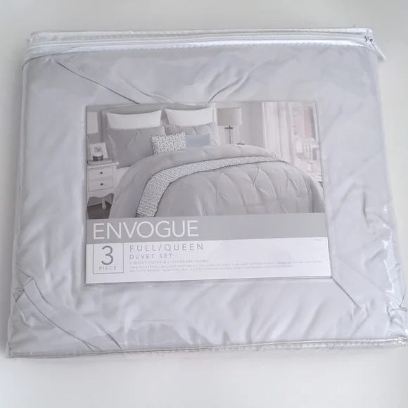 New Envogue Light Gray Pintuck Full / Queen Duvet Set