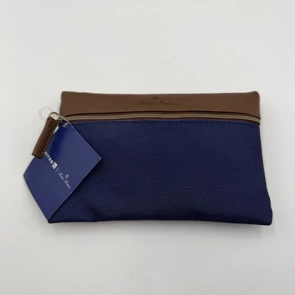 NEW‎ United Airlines Brooks Brothers Amenity Kit Blue & Brown