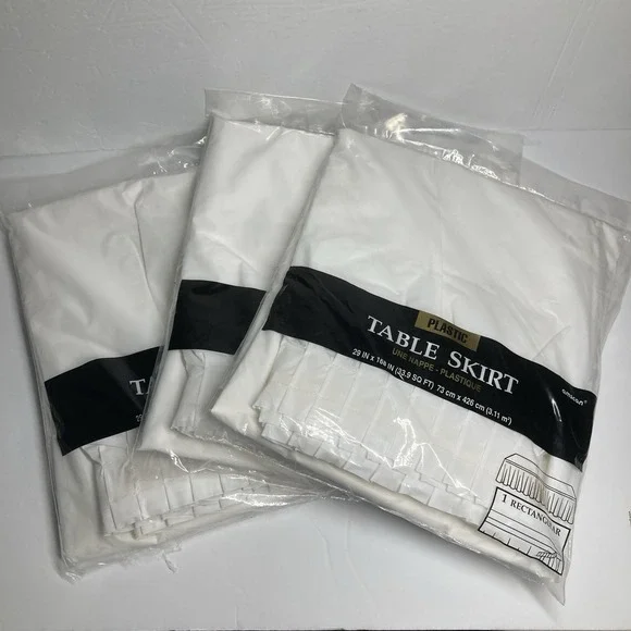 Plastic Table Skirt‎ 29