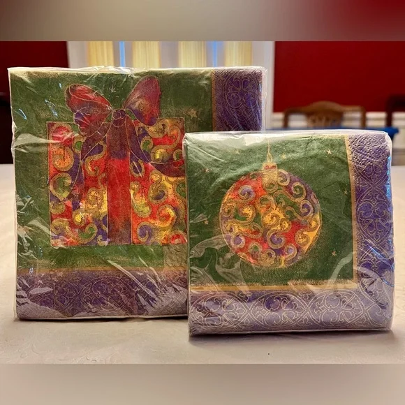 Luncheon and Beverage Holiday Napkins