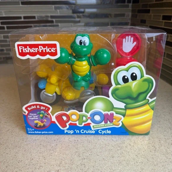 NEW Vintage 2004 Fisher Price‎ Pop-Onz Pop n Cruise Cycle C6322 Building Set