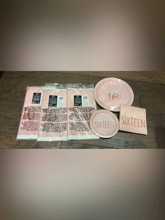 Amscan Pink 'Sweet Sixteen' Disposable Party Tableware Set