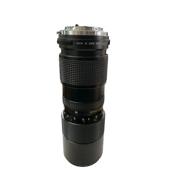 Vivitar 85-205mm f 3.8 Close Focusing Auto Zoom Lens 