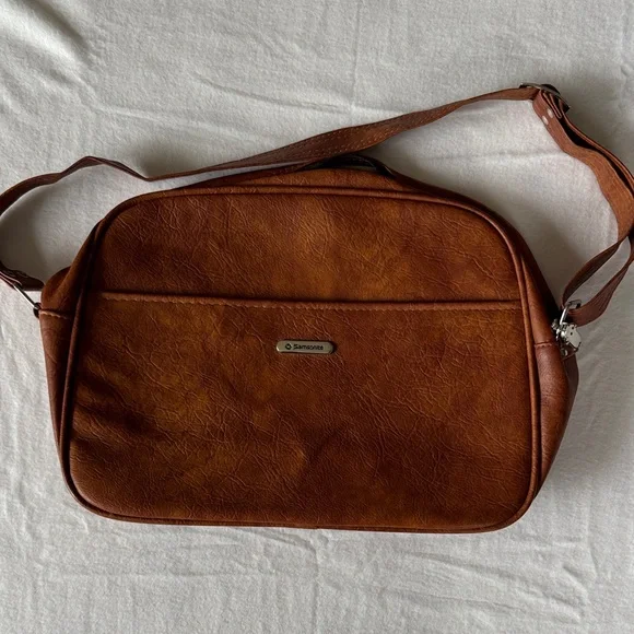 Vintage Samsonite Men’s Tan-Brown Messenger Crossbody Bag