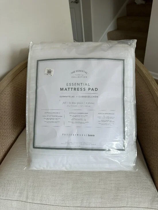 Pottery Barn Teen Essential Waterproof and Stain Repellant Mattress Pad Full