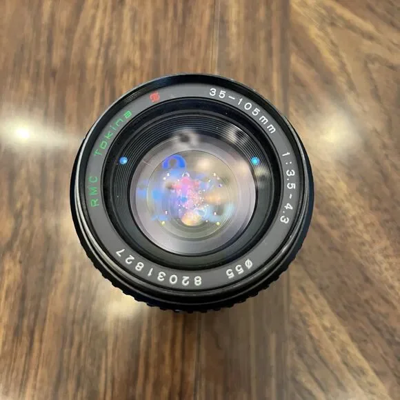 RMC Tokina Close Focusing Zoom 35-105mm 1:3.5-4.3 Lens