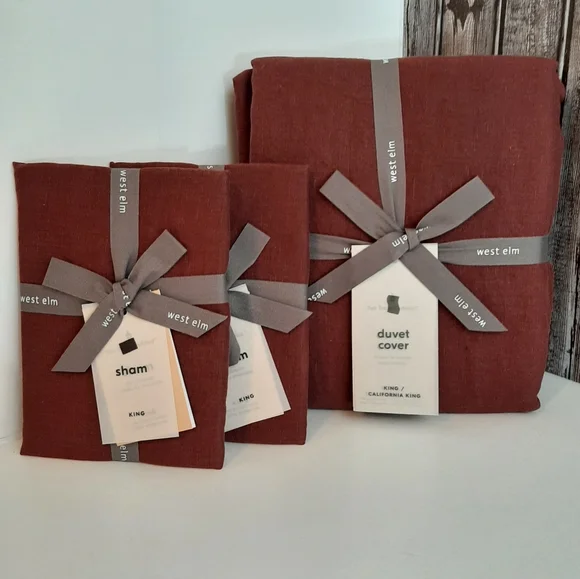 West Elm European Flax Linen King Duvet Cover & 2 King Shams Currant Red