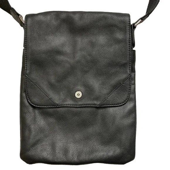 Cole haan black leather messenger bag