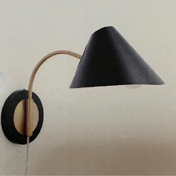 NIB New West Elm Modern Mid Century Black with Antique Brass Accents Wall Sconce