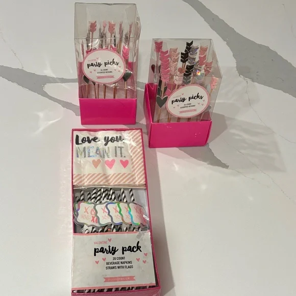 Valentine's Party Picks & XOXO Straw/ Napkin Set- Pink,Silver,Black & White..NWT