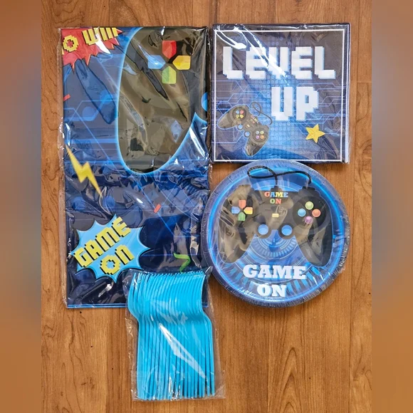Blue Gamer Party Supplies Set