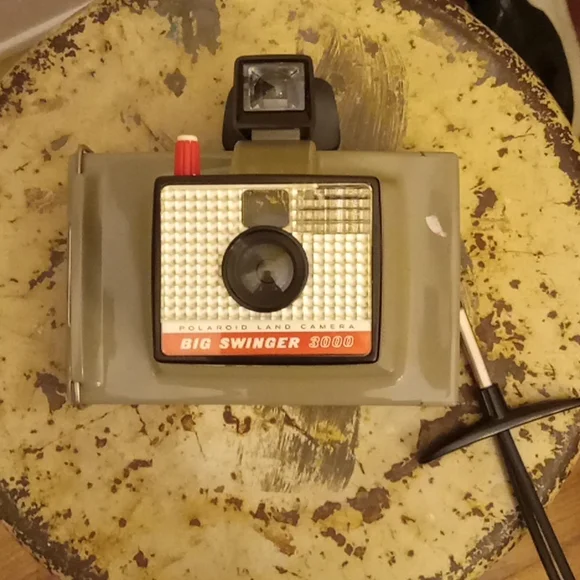 1968 Retro Big Swinger Polaroid camera