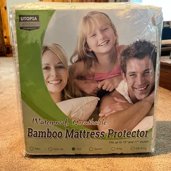 Utopia Bedding Bamboo Mattress Protector - Cream
