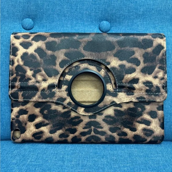 Leopard Print Rotating Tablet Case for IPAD 5 or 6 (9.7 inch screen)