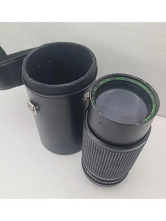 Vintage Quantaray Auto Zoom 75-200mm 1:45 Macro 55 145503 MC Camera Lens W/ Case