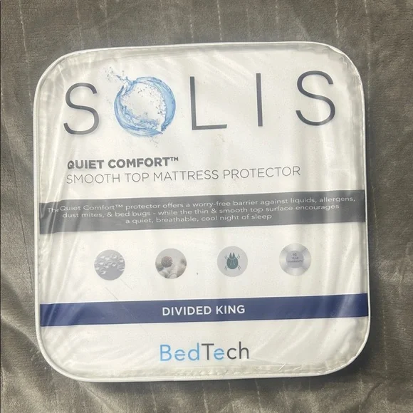 Split head King Quiet Comfort Mattress Protector - White NEW