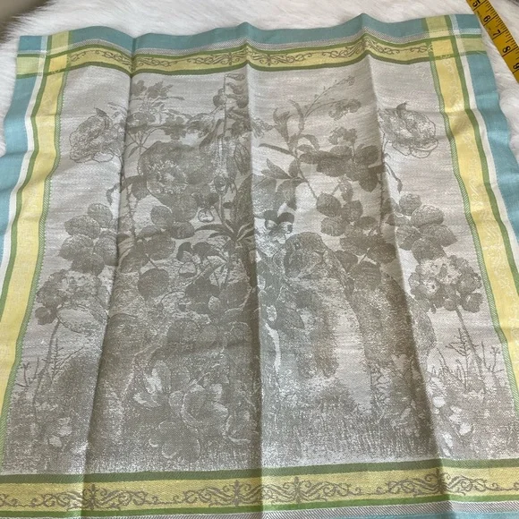 New Williams Sonoma Jacquard Bunny Napkins set of two blue Yellow