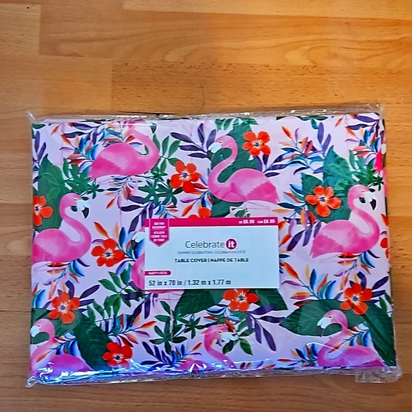 Summer celebrations flamingo table cover NEW