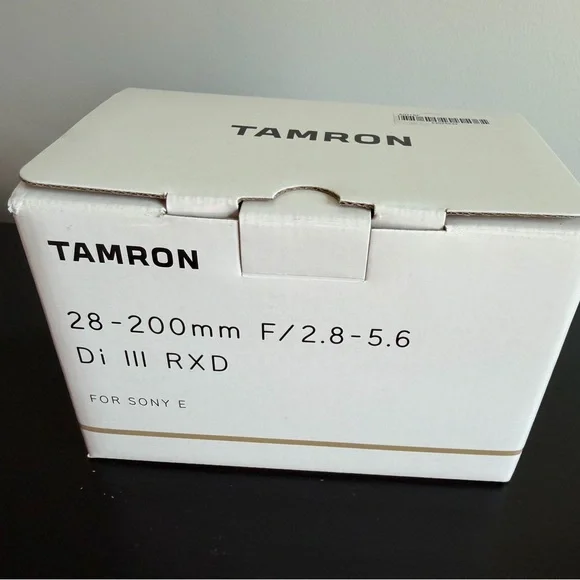 Tamron 28-200mm F/2.8-5.6 Di III RXD Lens for Sony E Mount