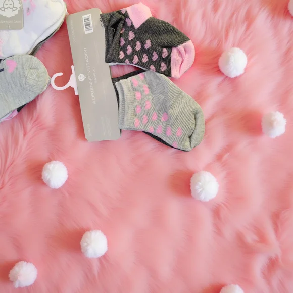 NWOT Size 0/12 months Adrienne Vittadidni Baby Socks 2 packs 12 pair total