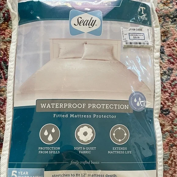 Sealy Waterproof Fitted Mattress Protector - White