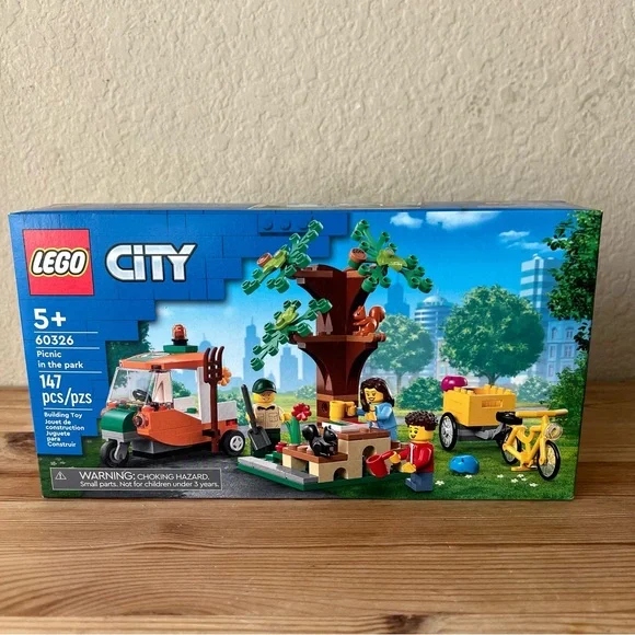 LEGO - City Picnic in the Park Toy Building Set 60326 (147pcs) - Retired Product