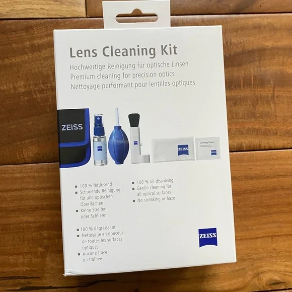 NIB ZEISS Lens Cleaning Kit