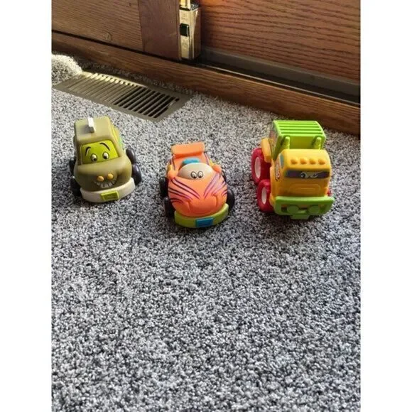 3‎ pullback rubber cars