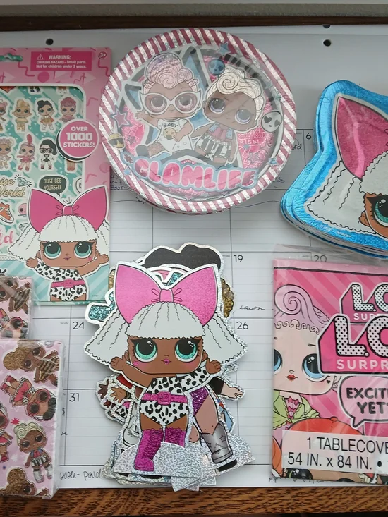 L.O.L. Surprise! PARTY SUPPLY BUNDLE