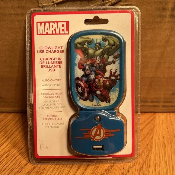 Marvel Avengers Glowlight USB Charger‎ New Sealed