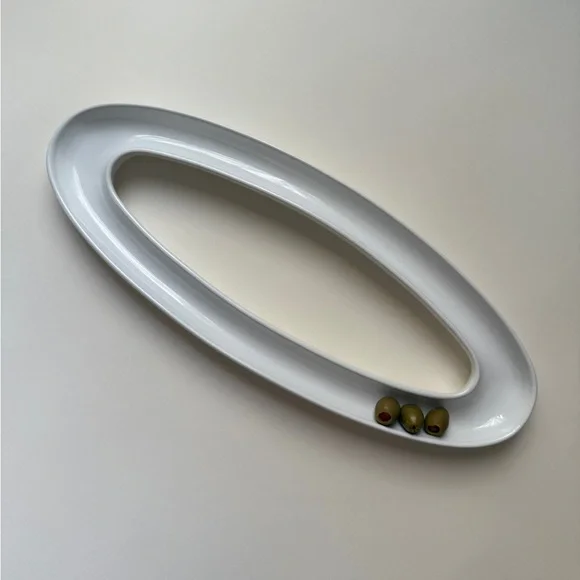 Williams Sonoma Olive serving dish
