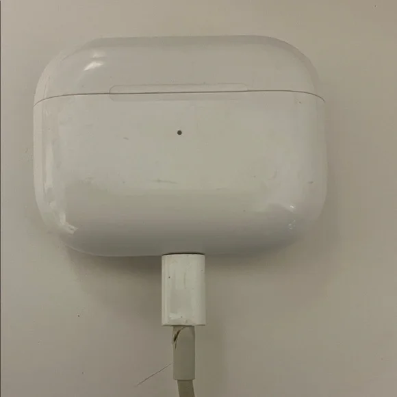 Apple AirPods Wireless Earbuds Charging Case