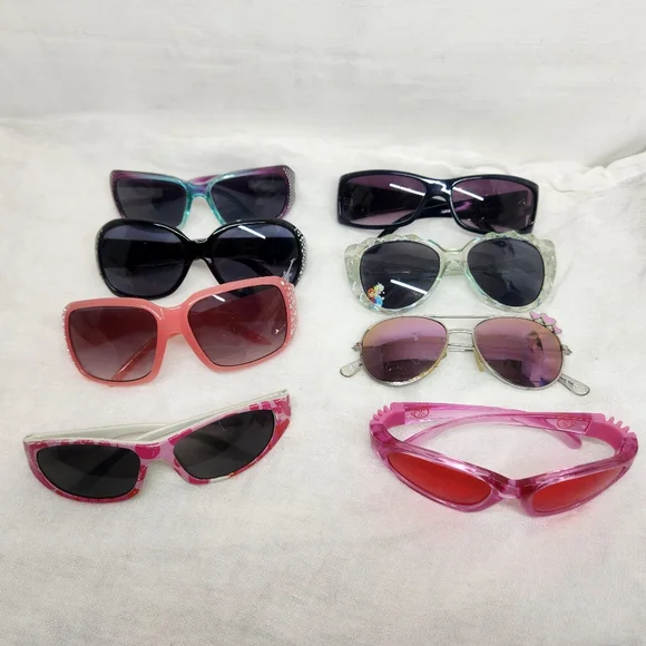 8 Pairs of Youth Girls Sunglasses