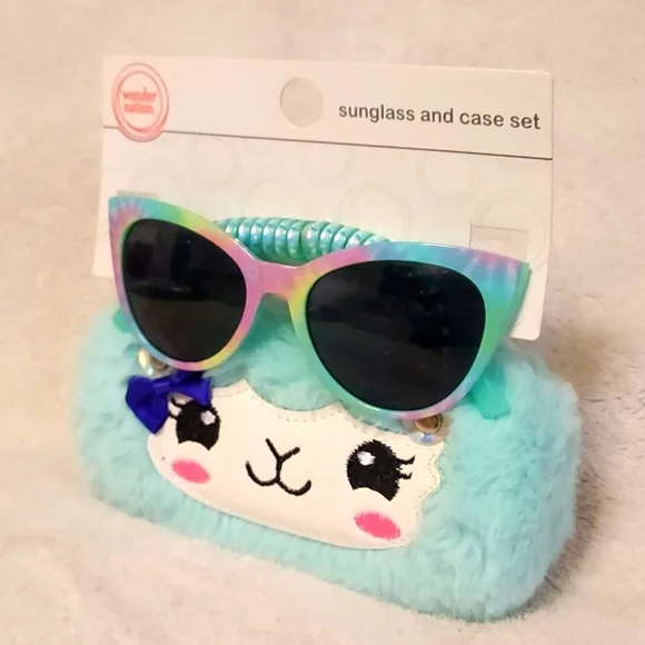 Sunglass and Case Set