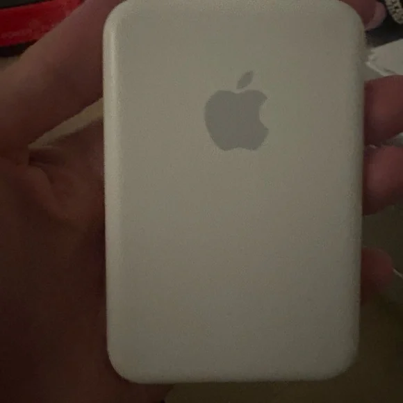 Apple Compact portable charger