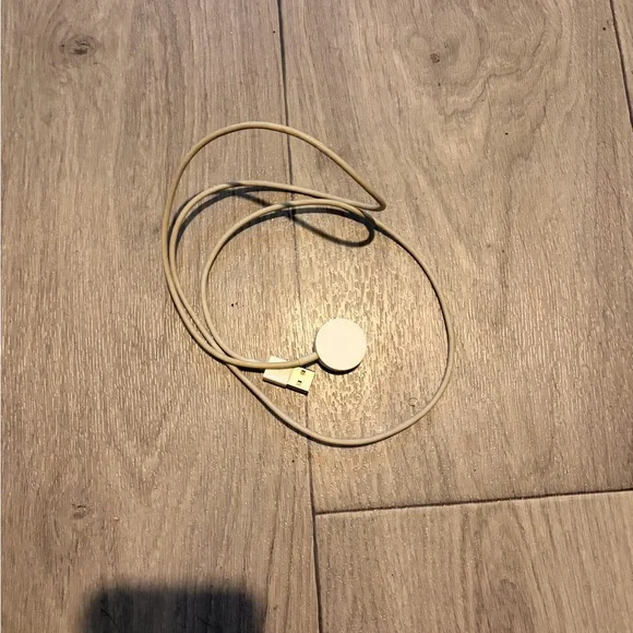 Apple Charger with USB - Cream