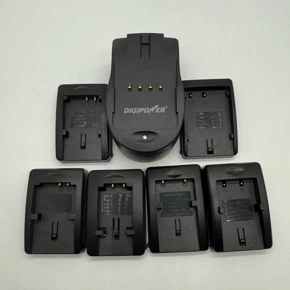 Digipower Battery Charger Set