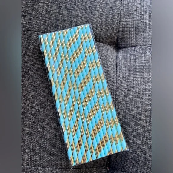 Paper straw bundle