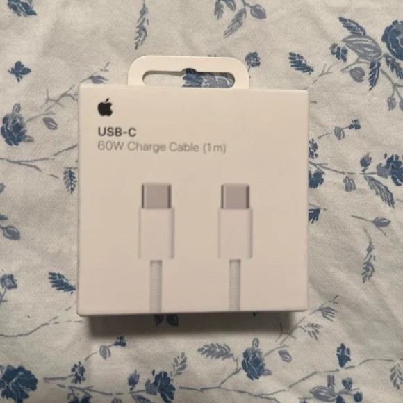 Apple usb-c 60w charge cable. (1M)