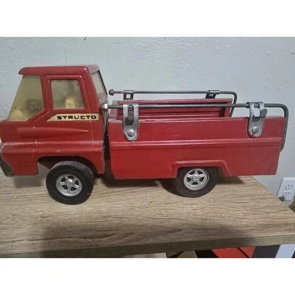 Structo Turbine‎ Pumper Fire Truck Red